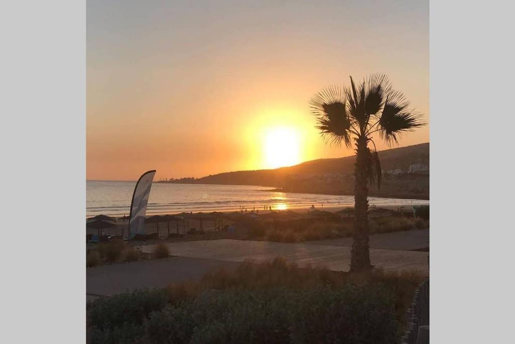 Pieds Dans L`eau, Piscine Face à La Mer - Adan Beach Agadir