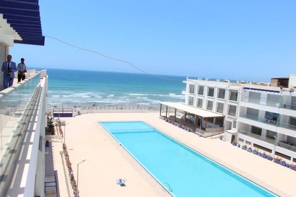 Appartement Pieds Dans L`eau, Piscine Face à La Mer - Adan Beach *