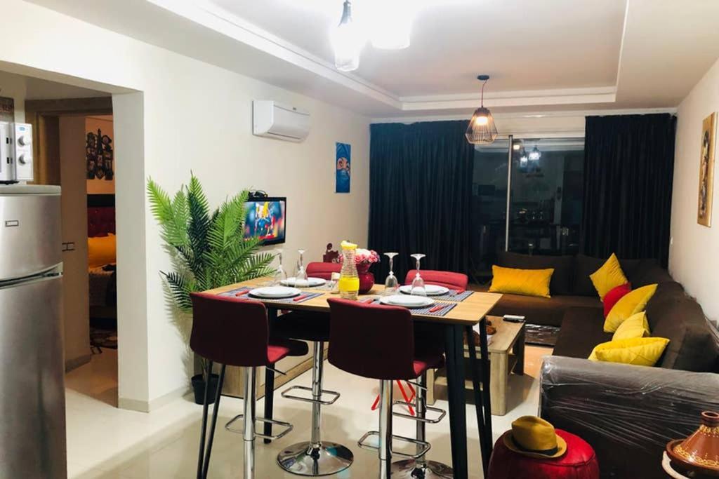 Apartment Pieds Dans L'eau, Piscine Face A La Mer - Adan Beach Agadir