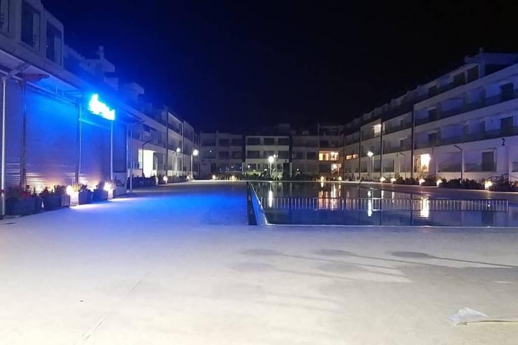 Pieds Dans L'eau, Piscine Face A La Mer - Adan Beach Agadir